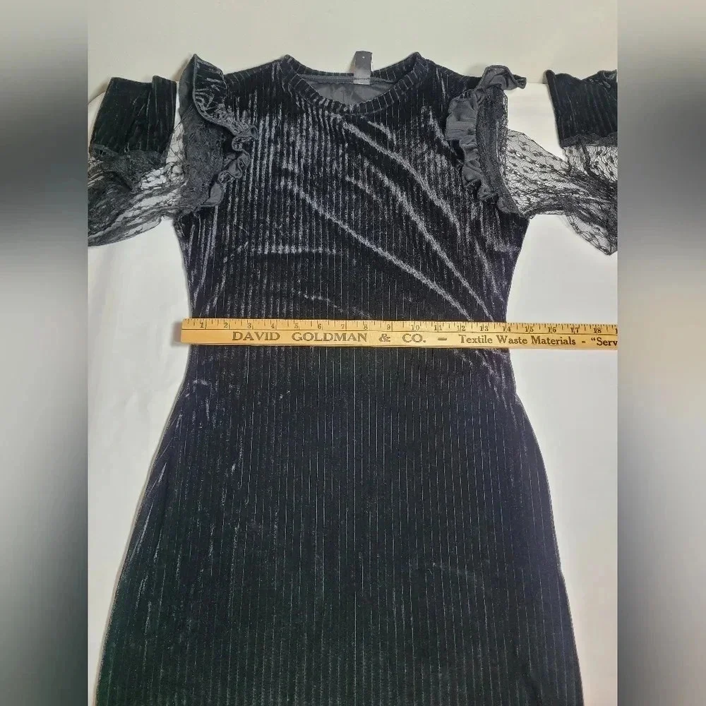 NWT Emery Rose Black Lace Bodycon Long Sleeve Mini Dress sz M